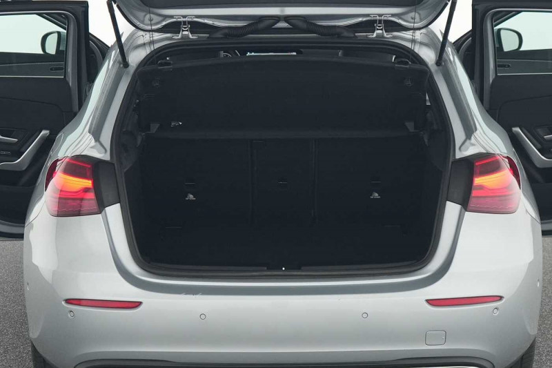 Occasion MERCEDES-BENZ Classe A A 180 Progressive 2024 Argent 26390 € à Namur