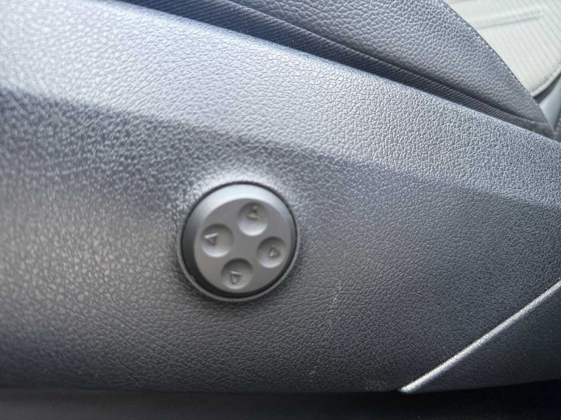 Occasion MERCEDES-BENZ GLC GLC 300 e 4MATIC AMG Line 2024 Noir 64390 € à Namur