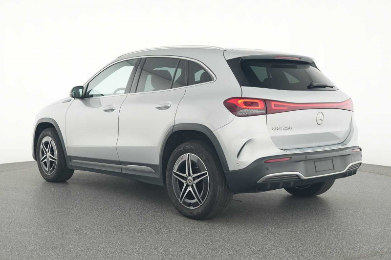 Occasion MERCEDES-BENZ EQA EQA 250 AMG Line 2021 Argent 31890 € à Namur
