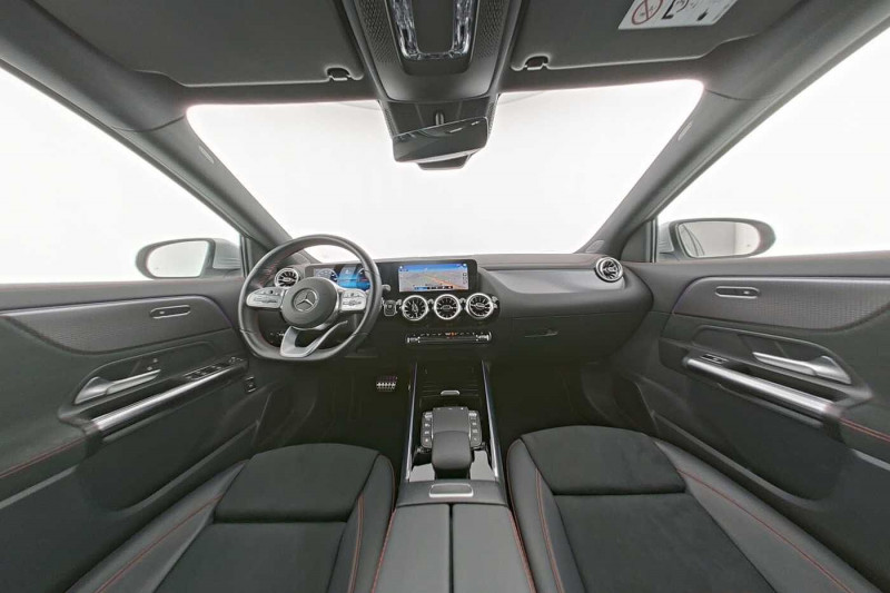 Occasion MERCEDES-BENZ EQA EQA 250 AMG Line 2021 Argent 31890 € à Namur