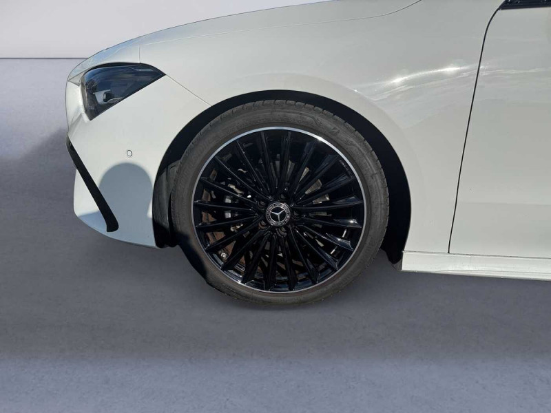 Occasion MERCEDES-BENZ CLA 180 Shooting Brake CLA 180 Shooting Brake AMG Line 2024 Blanc 36890 € à Namur