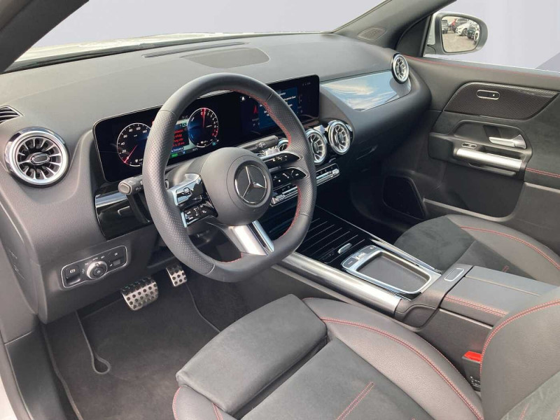 Occasion MERCEDES-BENZ GLA 250 GLA 250 e AMG Line 2023 Argent 44390 € à Namur