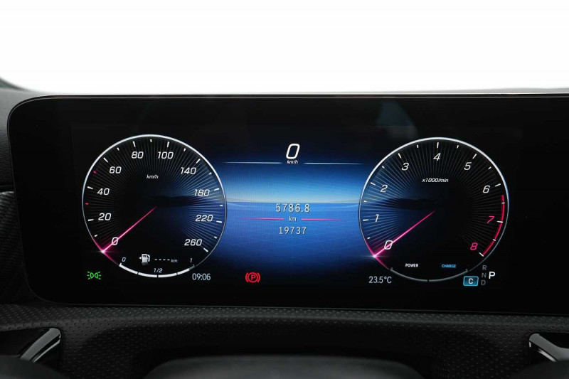 Occasion MERCEDES-BENZ Classe A A 180 Progressive 2024 Argent 26390 € à Namur