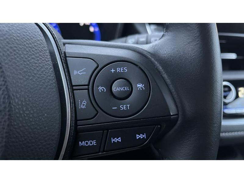 Occasion TOYOTA Corolla 1.8 hybrid Dynamic HB+navi+parking sensor 2022 WHITE 24990 € à Bertrange