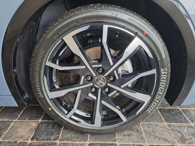 Occasion TOYOTA Prius 2.0 PHEV Hybrid Liftback PHEV Hybrid Premium P 2024 GREY 44990 € à Schifflange