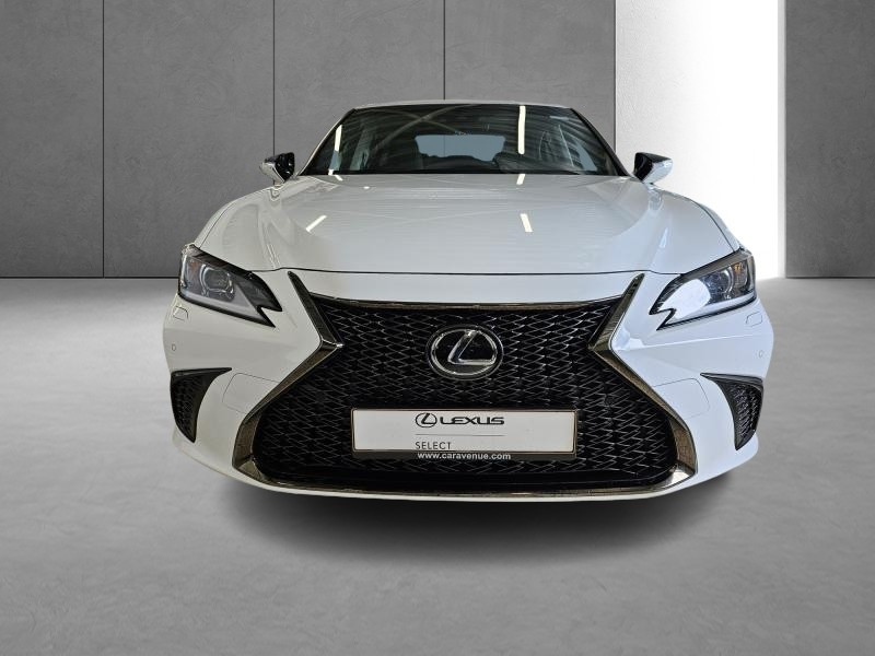 Used LEXUS ES 2.5 TNGA HV F SPORT Design 2023 WHITE € 46900 in Bertrange