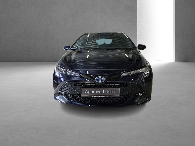 Used TOYOTA Corolla 1.8 Hybrid Dynamic BUSINESS PACK +NAVI 2023 BLUE € 29490 in Bertrange