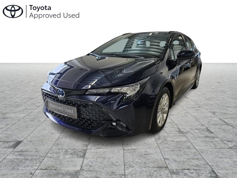 Used TOYOTA Corolla 1.8 Hybrid Dynamic BUSINESS PACK +NAVI 2023 BLUE € 29490 in Bertrange