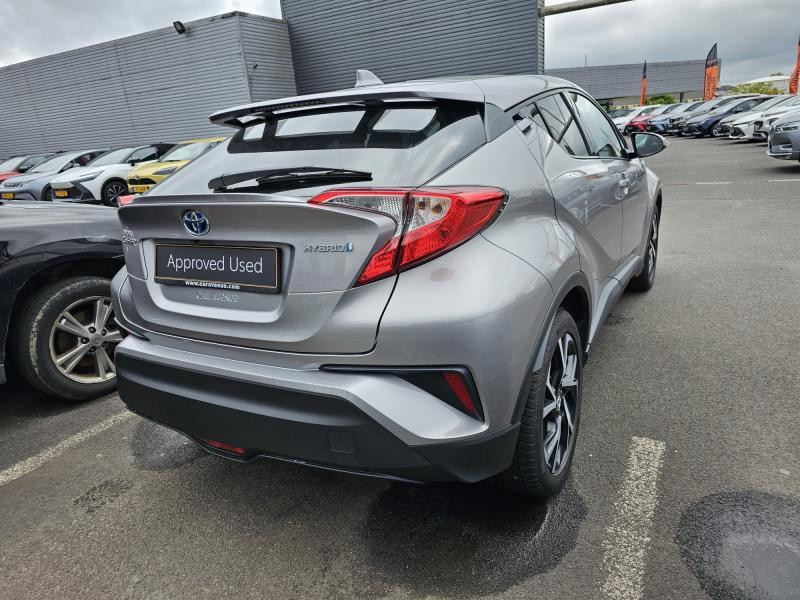 Used TOYOTA C-HR 1.8 HSD C-LUB 2019 GREY € 21900 in Bertrange