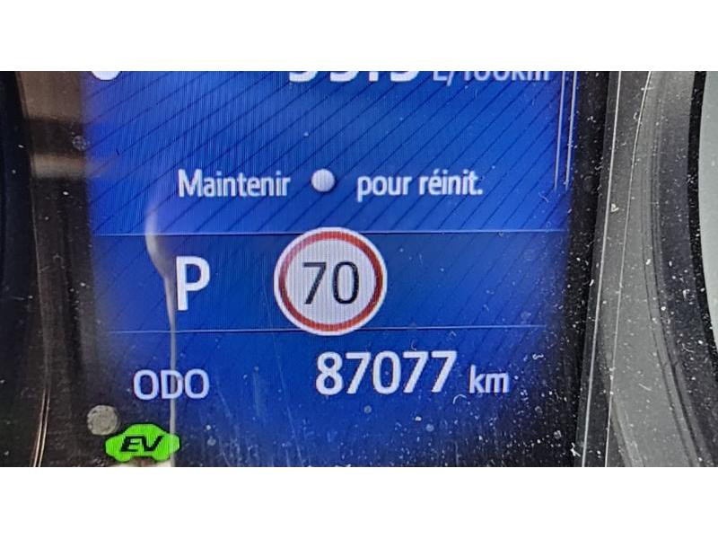 Occasion TOYOTA C-HR 1.8 HSD C-LUB 2019 GREY 21900 € à Bertrange