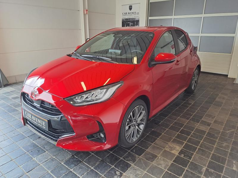 Occasion TOYOTA Yaris 1.5 TNGA HEV Style pack confort 2024 RED 29490 € à Schifflange