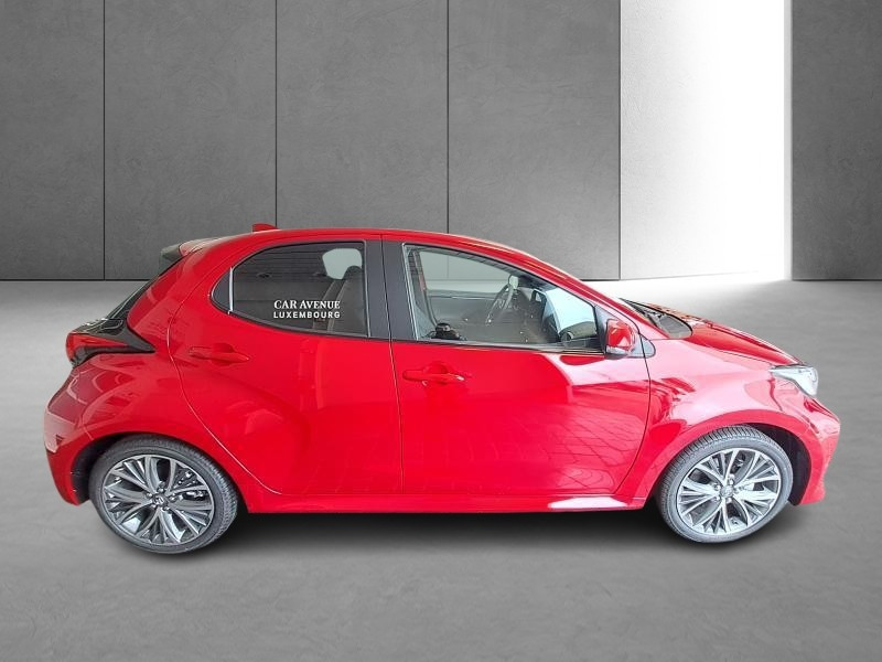 Occasion TOYOTA Yaris 1.5 TNGA HEV Style pack confort 2024 RED 29490 € à Schifflange