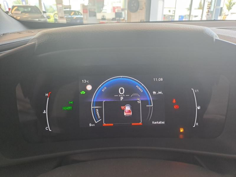 Occasion TOYOTA C-HR 1.8L Hybrid 140cv C-HR 1.8 HYBRID 2024 BLUE 29890 € à Schifflange