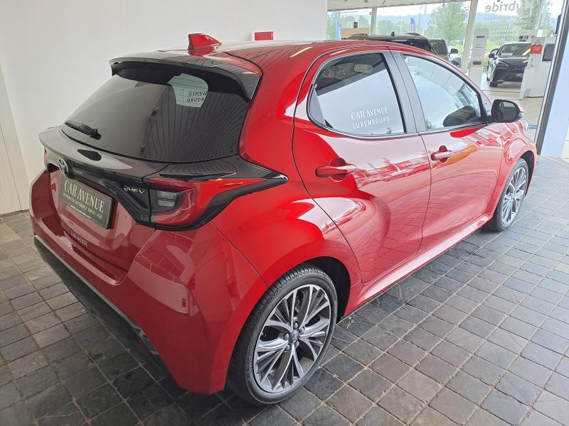 Occasion TOYOTA Yaris 1.5 TNGA HEV Style pack confort 2024 RED 29490 € à Schifflange