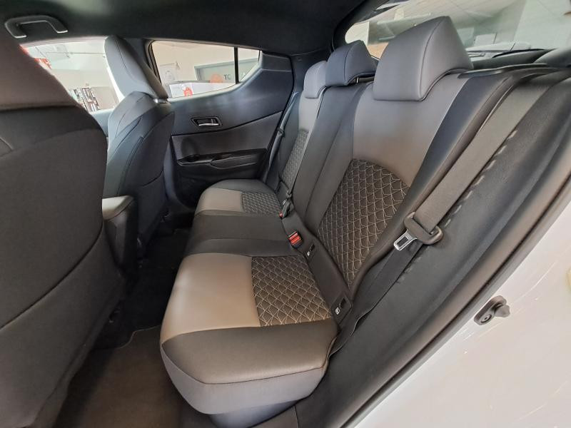 Occasion TOYOTA C-HR 1.8L Hybrid 122cv C-HIC Bi-Tone + Navi 2023 WHITE 31990 € à Schifflange