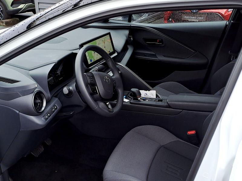 Occasion TOYOTA C-HR 1.8 Dynamic Plus BI TONE 2024 WHITE 35897 € à Bertrange