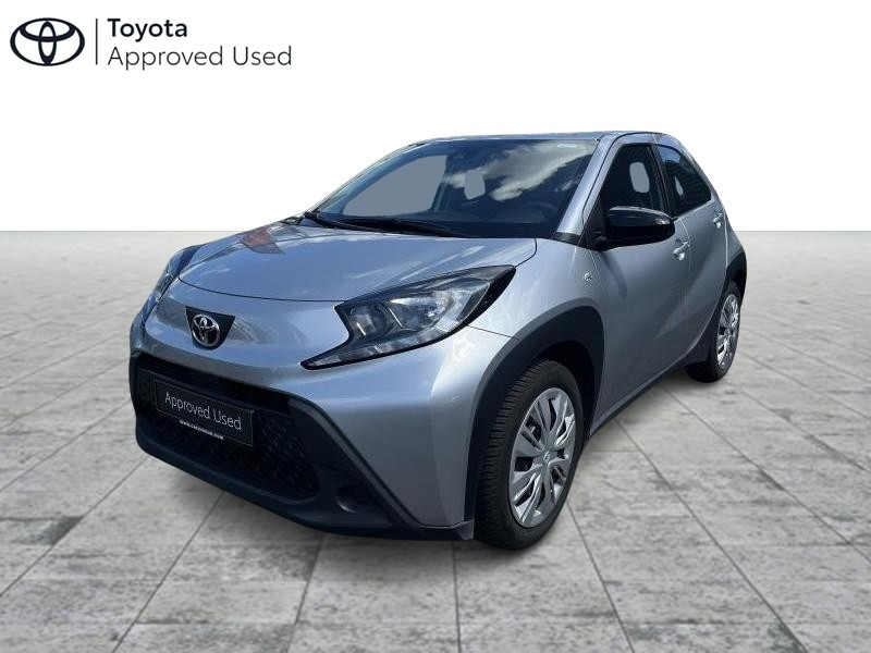 Used TOYOTA Aygo X 1.0 53 Kw X Play 2023 GREY € 14900 in Bertrange