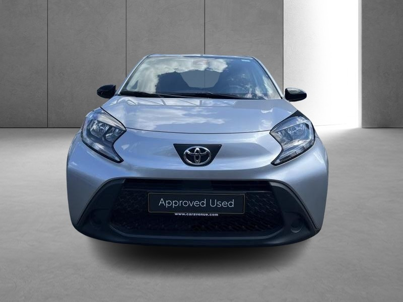 Used TOYOTA Aygo X 1.0 53 Kw X Play 2023 GREY € 14900 in Bertrange