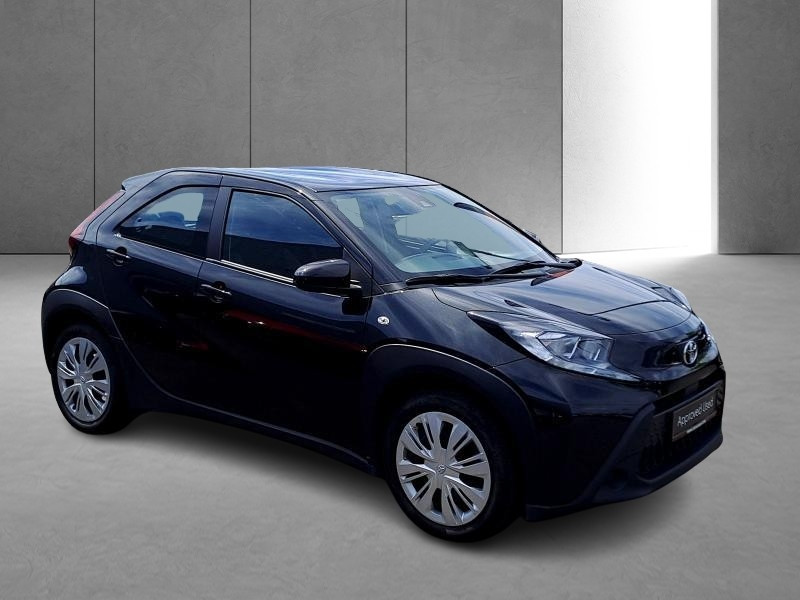 Occasion TOYOTA Aygo X 1.0L X play 2023 BLACK 14900 € à Schifflange