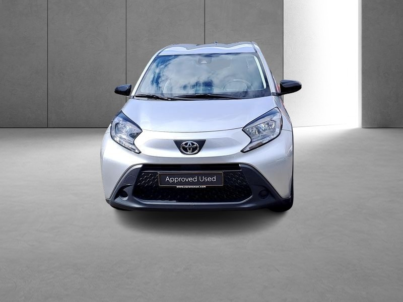 Used TOYOTA Aygo X 1.0L X play 2023 SILVER € 14900 in Schifflange