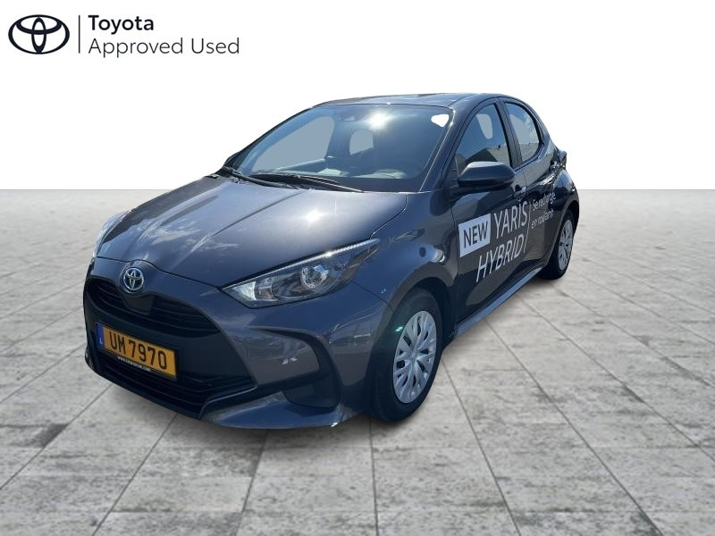 Occasion TOYOTA Yaris 15 5 d. 1.5 Hybrid e-CVT Dynamic 2023 GREY 21990 € à Bertrange