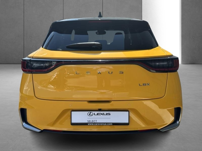 Used LEXUS LBX 1.5 TNGA HEV Cool + Exécutive Pack 2024 YELLOW € 36890 in Bertrange