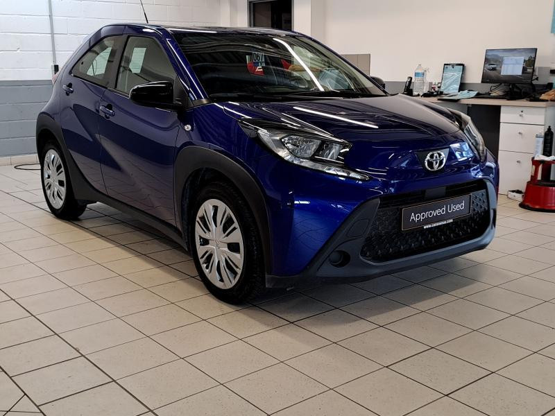 Occasion TOYOTA Aygo X 1.0L X play 2023 BLUE 14900 € à Bertrange