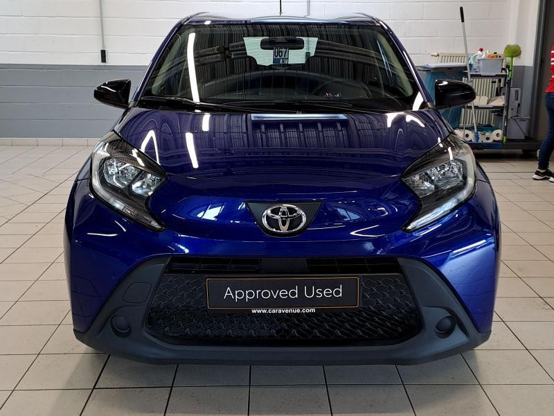 Occasion TOYOTA Aygo X 1.0L X play 2023 BLUE 14900 € à Bertrange