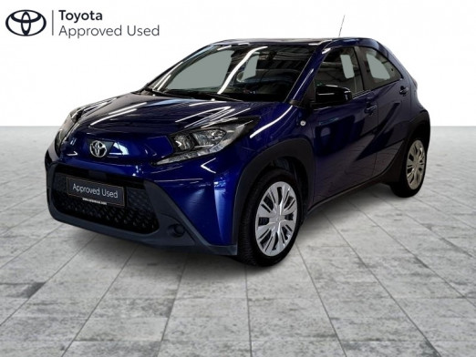 Used TOYOTA Aygo X 1.0L X play 2023 BLUE € 14,900 in Bertrange