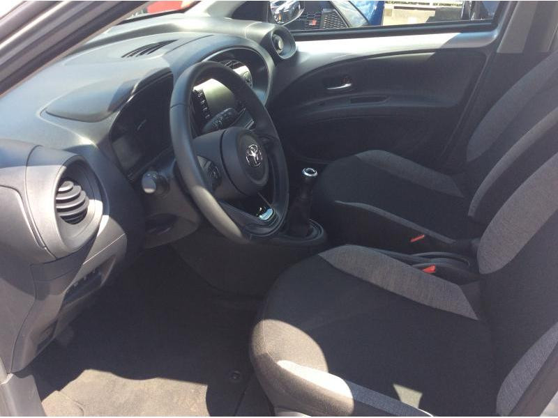 Occasion TOYOTA Aygo X 1.0L X play 2023 GREY 14900 € à Bertrange