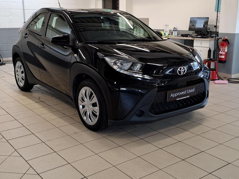 Occasion TOYOTA Aygo X 1.0L X play 2023 BLACK 14900 € à Bertrange