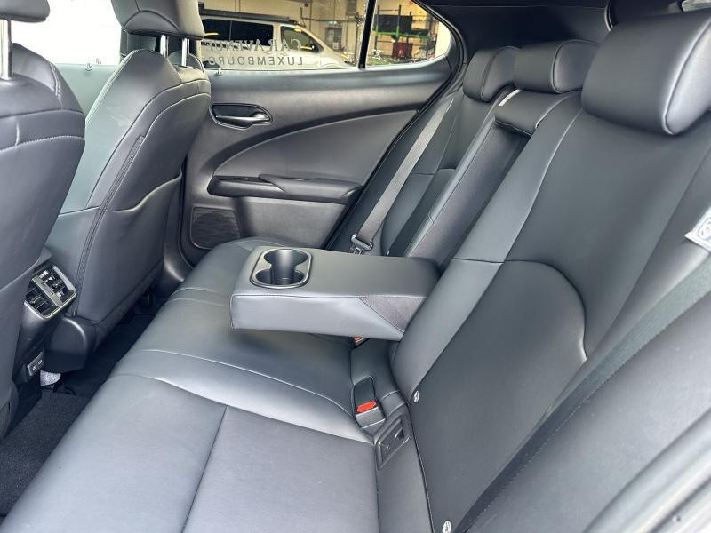 Used LEXUS UX 2.0L HEV F SPORT Design 2023 GREY € 38150 in Bertrange