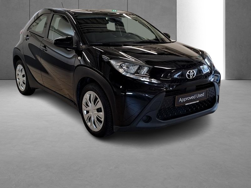 Occasion TOYOTA Aygo X 1.0L X play 2023 BLACK 14900 € à Bertrange