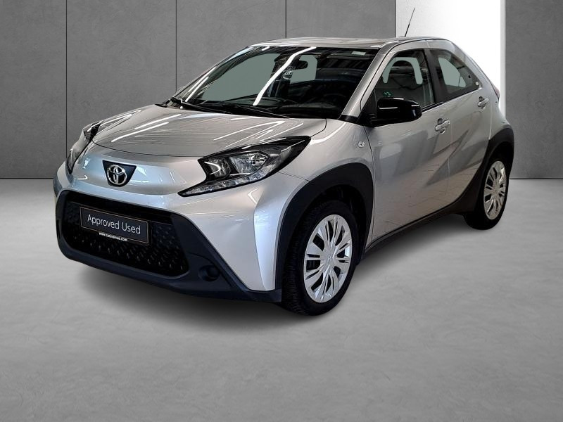 Occasion TOYOTA Aygo X 1.0L X play 2023 SILVER 14900 € à Bertrange