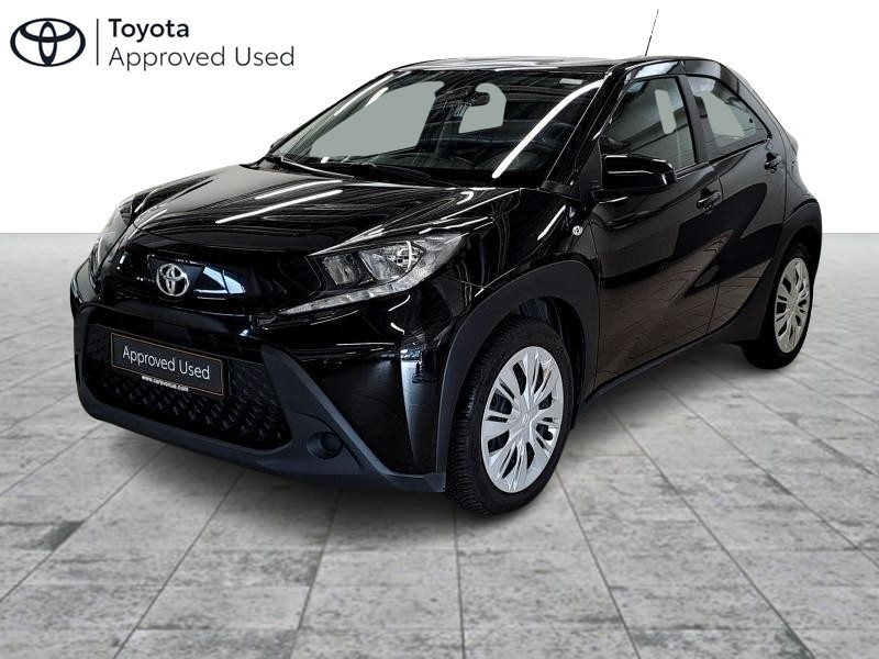 Used TOYOTA Aygo X 1.0L X play 2023 BLACK € 14900 in Bertrange