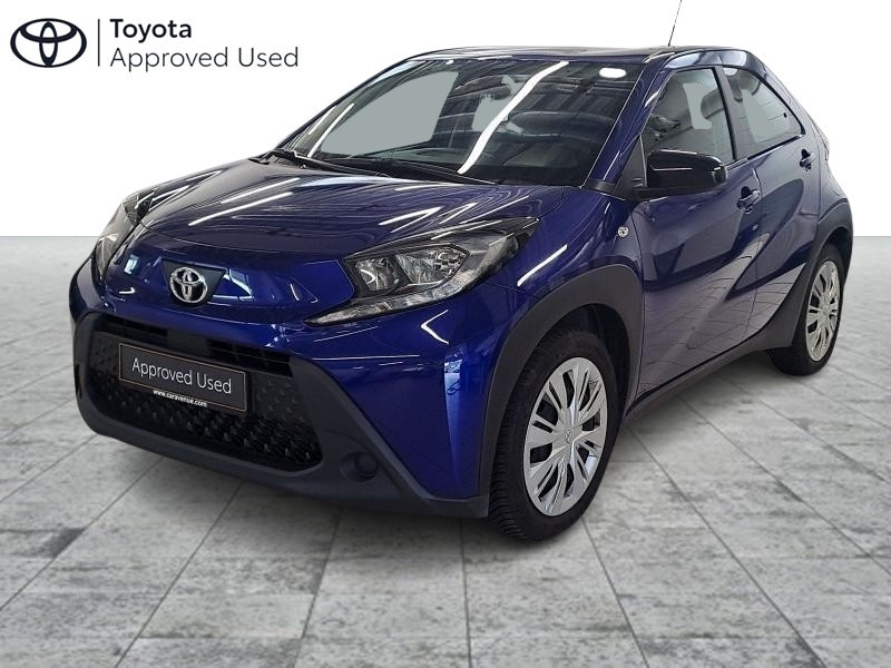 Used TOYOTA Aygo X 1.0L X play 2023 BLUE € 14900 in Bertrange