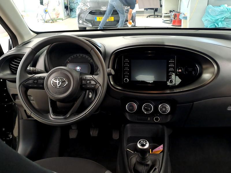 Used TOYOTA Aygo X 1.0L X play 2023 BLACK € 14900 in Bertrange