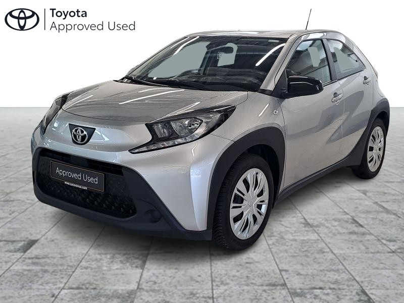 Used TOYOTA Aygo X 1.0L X play 2023 GREY € 14900 in Bertrange