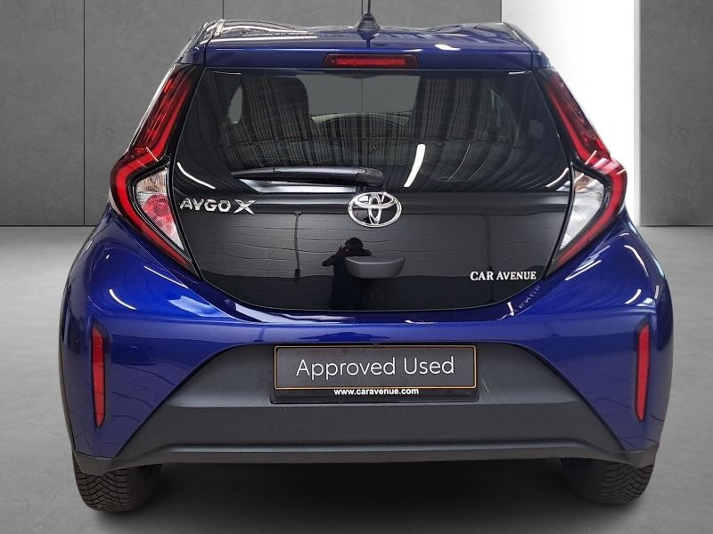 Used TOYOTA Aygo X 1.0L X play 2023 BLUE € 14900 in Bertrange