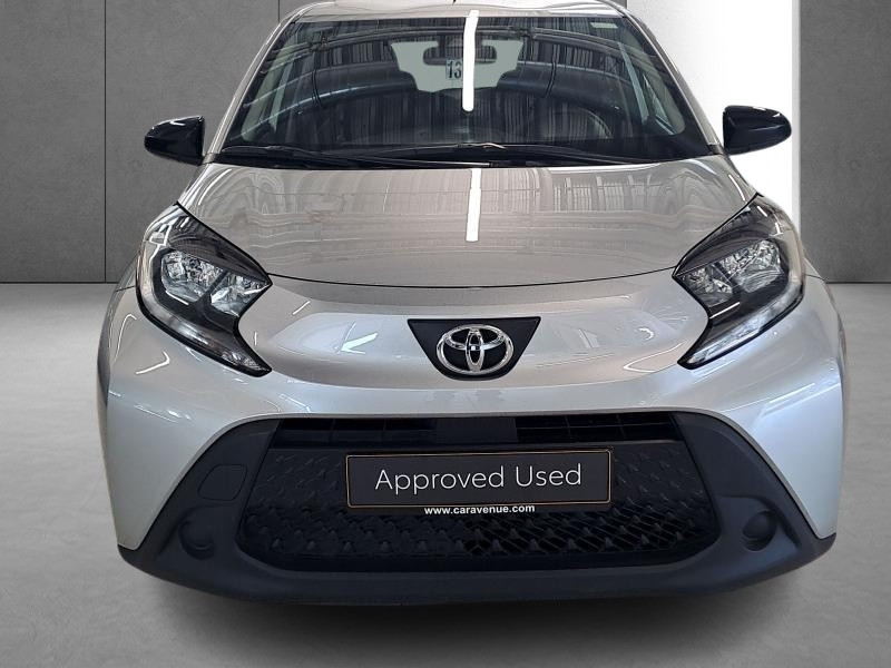 Used TOYOTA Aygo X 1.0L X play 2023 GREY € 14900 in Bertrange