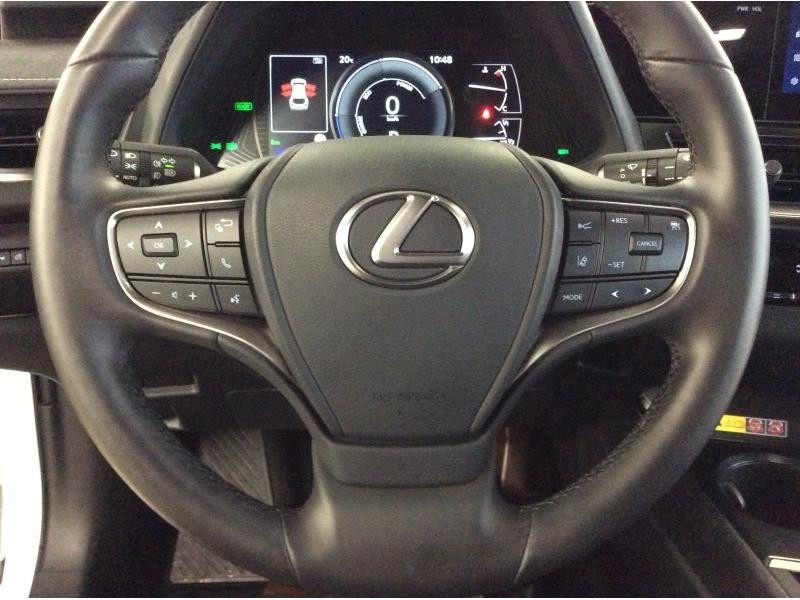 Used LEXUS UX 2.0L HEV F SPORT Design 2023 WHITE € 38490 in Bertrange