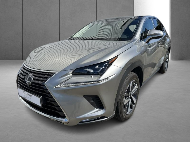 Occasion LEXUS NX 2.5 Hybrid 155 cv Privilege Line 2018 SILVER 32490 € à Bertrange