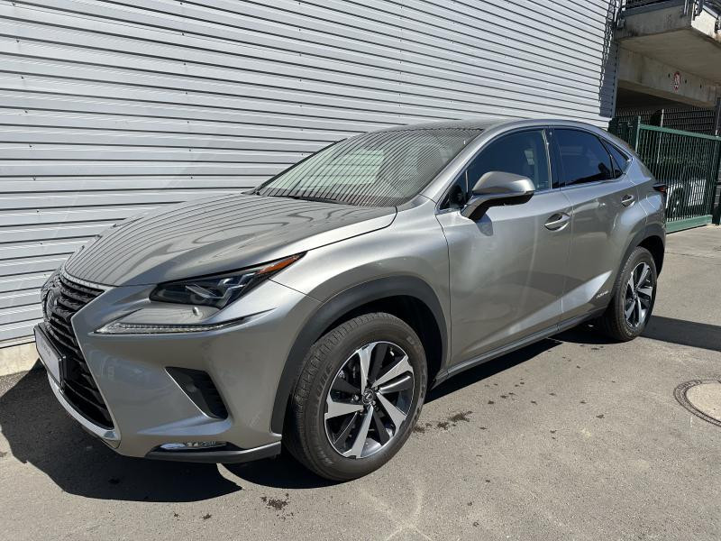 Occasion LEXUS NX 2.5 Hybrid 155 cv Privilege Line 2018 SILVER 32490 € à Bertrange