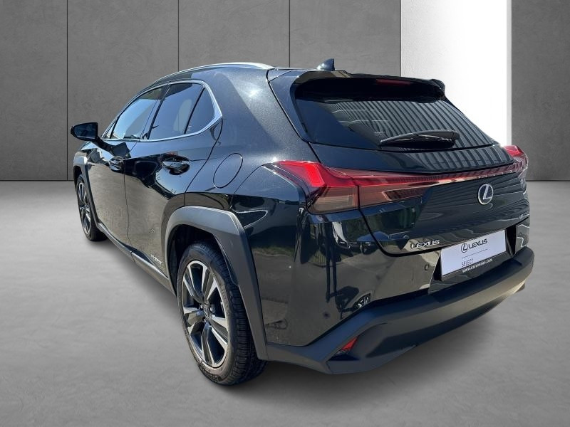 Used LEXUS UX 2.0L HEV E-CVT 2WD STYLE 2021 BLACK € 29900 in Bertrange