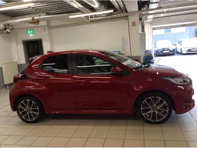 Occasion TOYOTA Yaris 1.5 style 2024 RED 27900 € à Bertrange