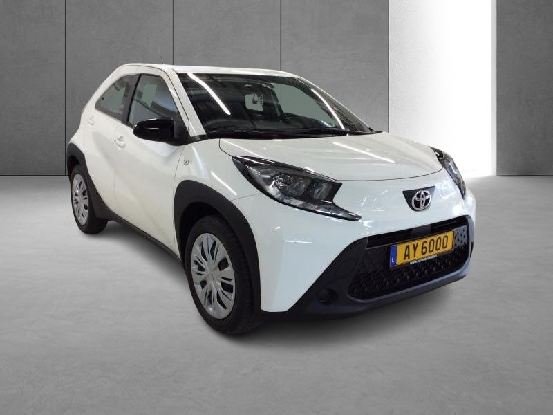 Occasion TOYOTA Aygo X 1.0L PLAY CVT  PACKCONF 2024 WHITE 16990 € à Bertrange