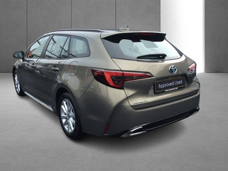 Occasion TOYOTA Corolla 1.8 dynamic business pack+navi 2023 BRONZE 29490 € à Bertrange