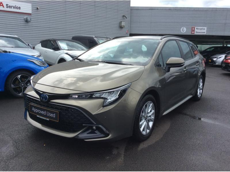 Occasion TOYOTA Corolla 1.8 dynamic business pack+navi 2023 BRONZE 29490 € à Bertrange