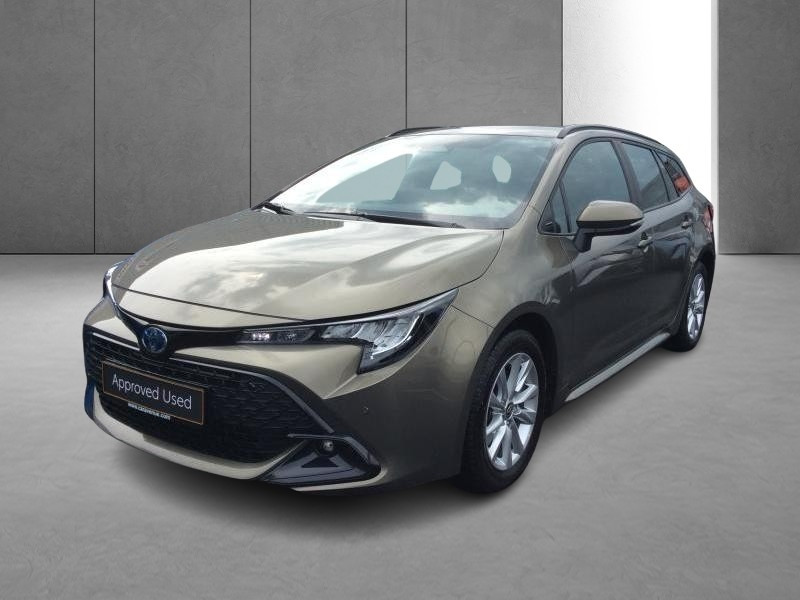 Used TOYOTA Corolla 1.8 dynamic business pack+navi 2023 BRONZE € 29490 in Bertrange