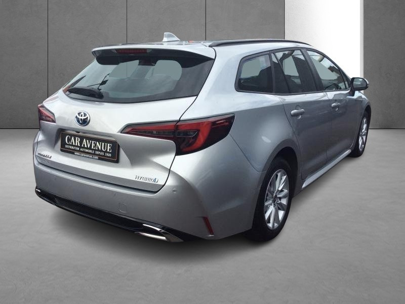 Occasion TOYOTA Corolla 1.8 Hybrid Dynamic BUSINESS PACK+ NAVI 2023 GREY 29490 € à Bertrange